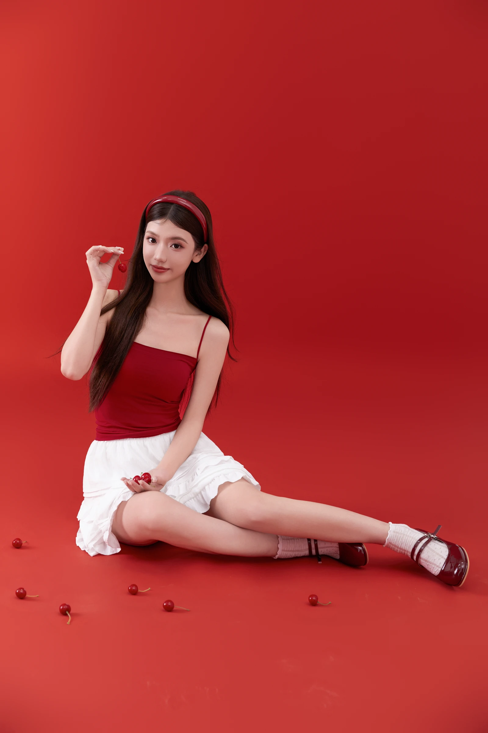 [YITUYU]艺图语-2024.10.17-车厘子肖像写真-可爱牙牙子-[27P-705MB]-2.webp